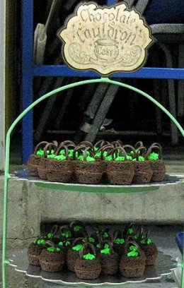 Harry Potter Cauldron Cakes