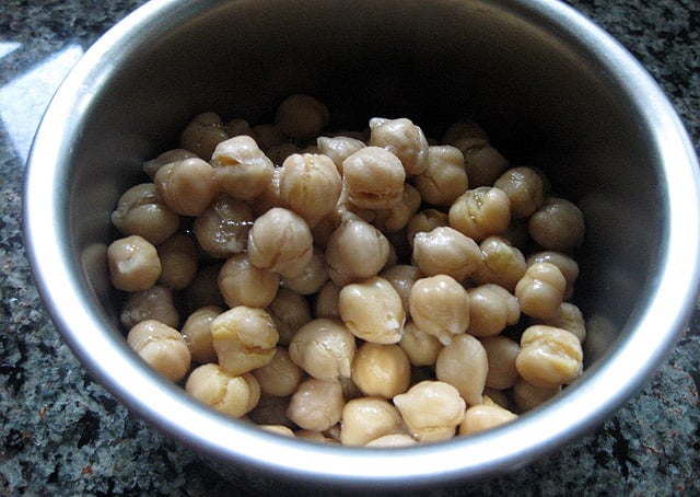 Bowl of chickpeas