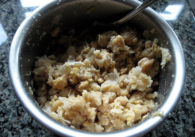 Bowl of mashed chickpeas